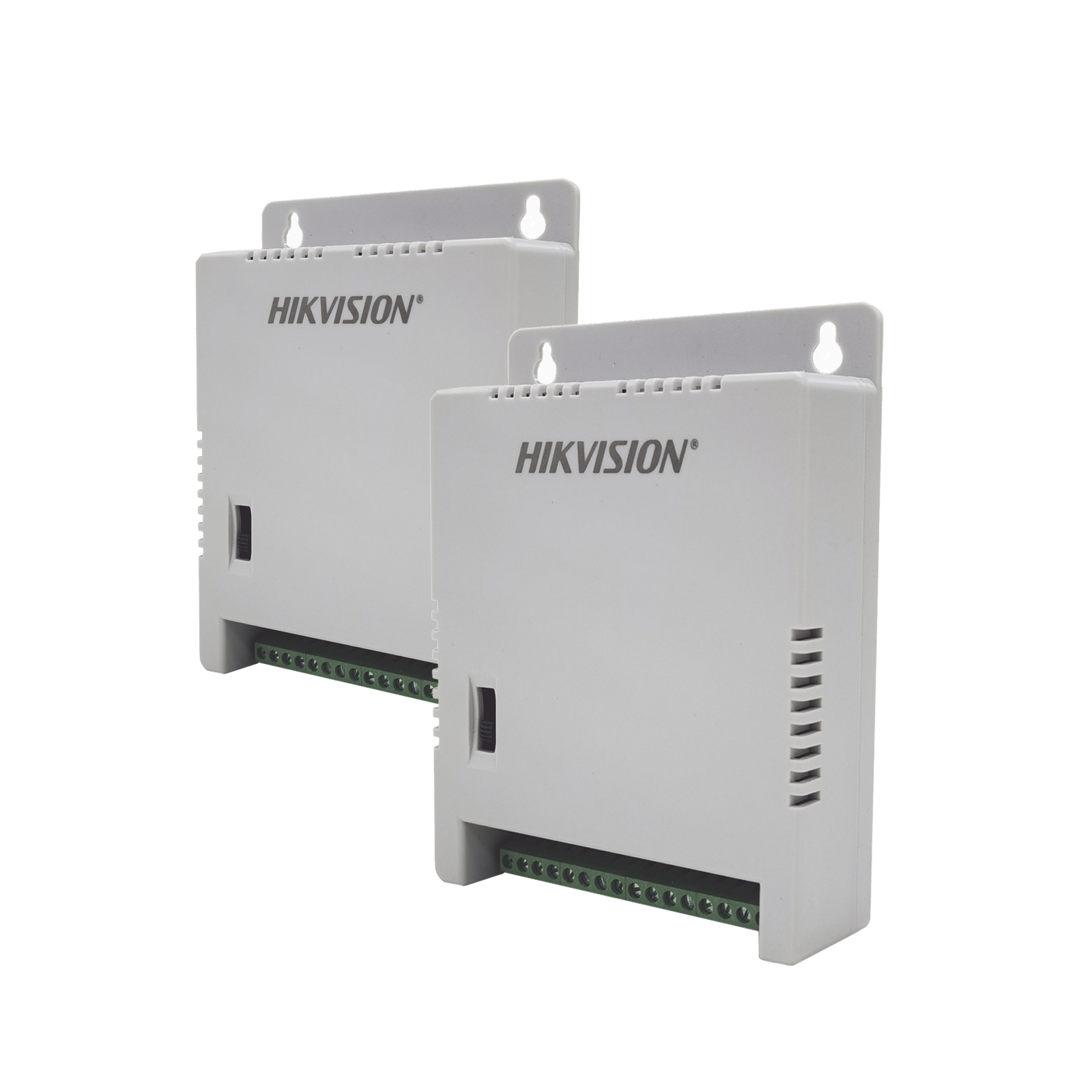 2 Fuentes de Poder Regulada (12 Vcc / 13.5 Vcc / 15 Vcc) para 16 Cámaras / 1 Amp por Salida / Voltaje de Entrada 90 - 130 VCA / Soporta 4K / Modo para Largas Distancias