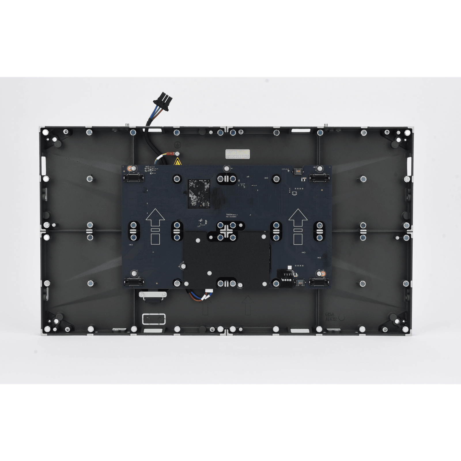 Gabinete para LED Interior / Dimensiones 600x337.5mm / Estructura Modular / Diseño Sin Cables / Mantenimiento Frontal