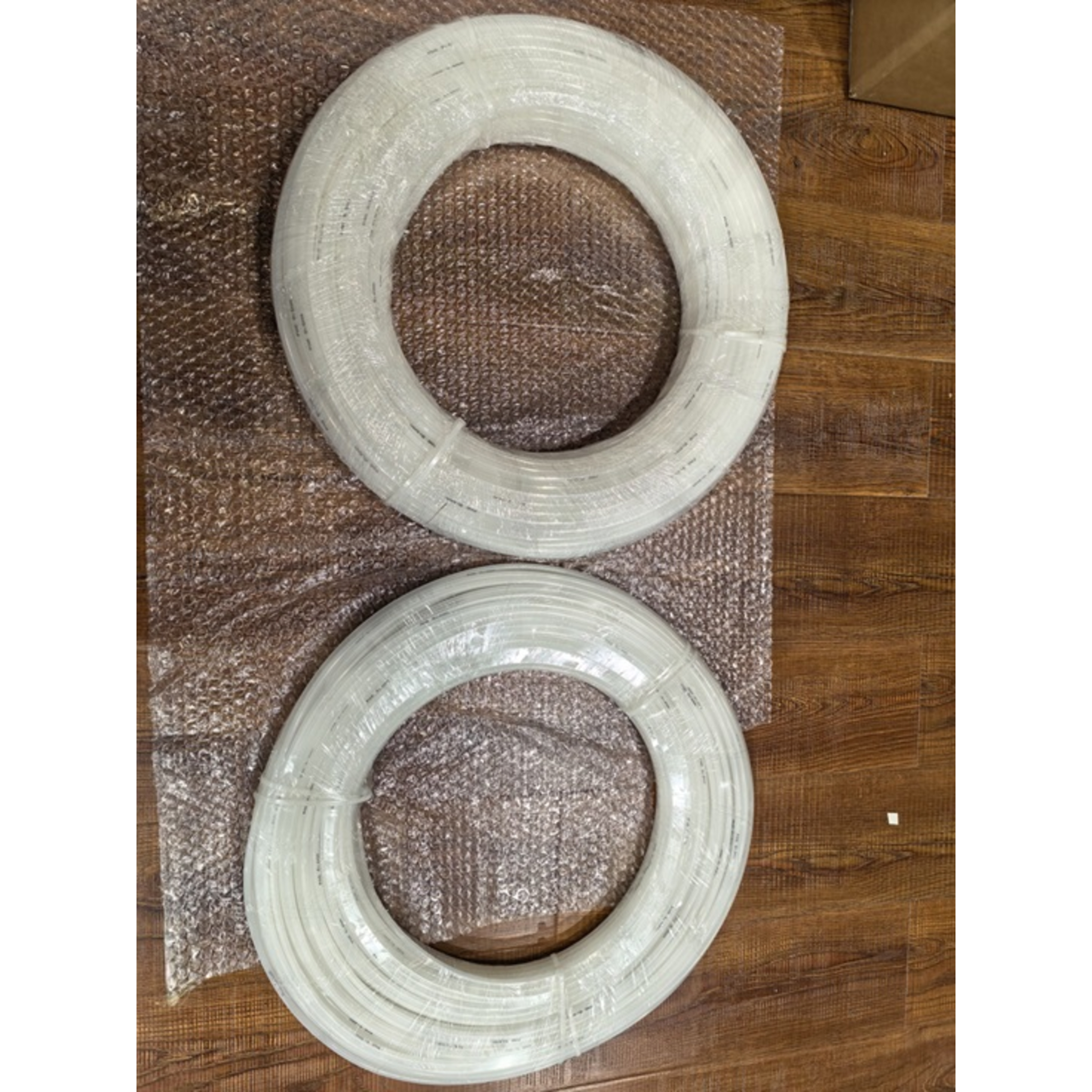 Tubo para Neumática PA6X4 / Poliamida 6 / Resistente a Aceites y Grasas / Alta Flexibilidad / Baja Permeabilidad al Aire / Aplicaciones Industriales