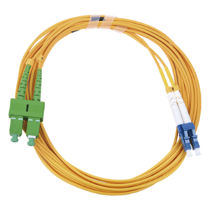 Jumper de Fibra Óptica / Monomodo 9/125 / LC/UPC-SC/APC / Dúplex / 2.0 mm PVC / 3 m (9.84 ft) / Amarillo