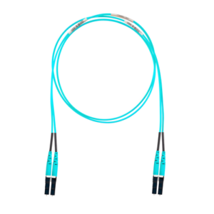 Jumper de Fibra Óptica / OM4 50/125 / LC-LC Dúplex / OFNR / Aqua / 30 m (98.43 pies)