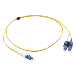 Jumper de Fibra Óptica Monomodo / OS2 / XGLO / Riser / LC/UPC-SC/UPC Duplex / OFNR / Amarillo / 1 Metro (3.28 Pies)