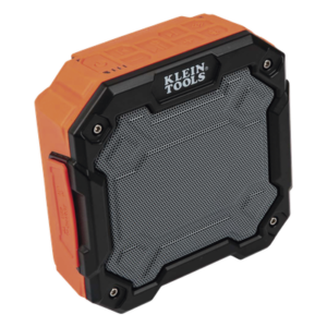 Bocina Bluetooth / Alcance 30 m (98.4 ft) / Autonomía 20 h / IP54 / Resistente a Caídas 2 m (6.6 ft) / Conexión en Cadena