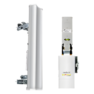 Antena sectorial / 900 MHz / 13 dBi / 120° H / 4.23 x 0.95 x 0.44 ft / 27.56 lb