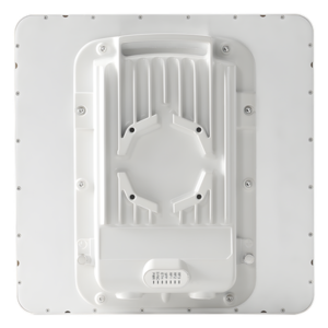 Radio PTP / 1.36 Gbps / 4.9-6.2 GHz / 802.11ac Wave 2 MU-MIMO 4x4 / Antena Integrada 23 dBi / IP66/67
