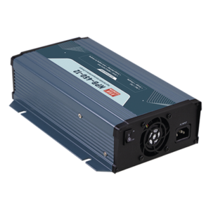 Cargador de Baterías / 24V / 13.5A / Bancos 45 a 155 Ah / Protocolo CANbus / Compensación de Temperatura / -30°C a +70°C