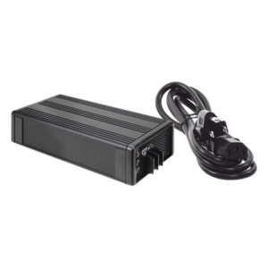 Cargador de Baterías / 12V / 13.5A / 205.2W / Entrada Universal 90-264 VCA / Ajustable / Sin Ventilador