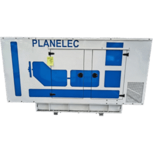 Planta de Emergencia Diesel / 23 kW (29 kVA) Emergencia / 21 kW (26 kVA) Continuo / 220/127 V Trifásico / Motor Cummins 3 Cilindros / Tanque 130 L / 11 h Autonomía