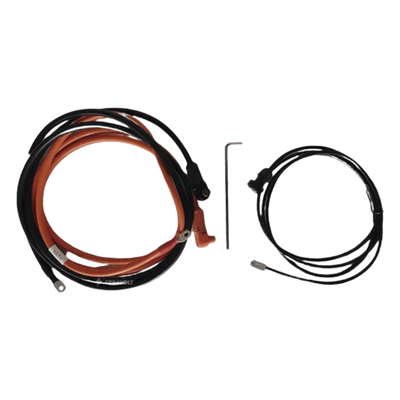 Cable de Comunicación y Alimentación / Conexión ARK2.5LA1 a Inversor SPF3000TLLVM-48P / Transmisión de Datos y Energía / Conectores Precisos
