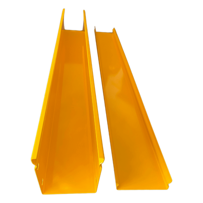 Tramo Recto de Aluminio para Fibra Óptica / 4" x 4" / 1.52 m (4.99 ft) / Pintura Epóxica / Con Tapa y Accesorios