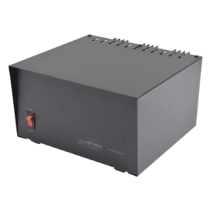 Fuente de Poder Lineal / 13.8 VCC / 16 A Continuos / 20 A Máximo / 115 VCA Entrada / 0.76 x 0.44 x 0.86 pies / 18.1 lbs
