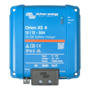 Cargador de Baterías CC-CC / 50 A / 12 V / IP65 / Bluetooth Smart / VE.Direct / Alternador Inteligente
