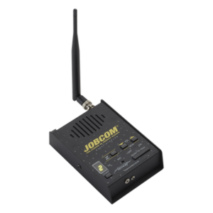 Radio Base / UHF 450-470 MHz / 10 Canales / 2 Watts / Alimentación Dual 110 VAC-12 VDC / Gabinete Metálico