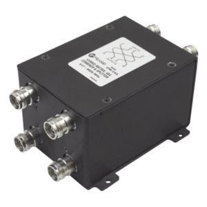 Combinador híbrido / 4x4 / 617-5925 MHz / 100W / -161 dBc / 4.3-10 / IP67 / 2.3 kg / 5.1 lb