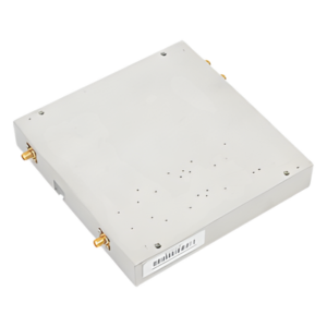 Amplificador Lineal de Potencia / Celular 1900 MHz / Down-Link / Uso Exterior / Cobertura Remota