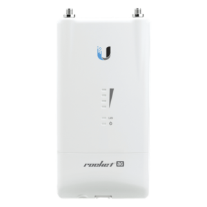 Radio Estación Base / 5 GHz / 500 Mbps / Gigabit Ethernet / Dual RP-SMA / -40°C a 80°C (-40°F a 176°F)